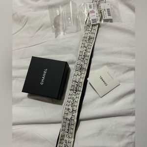 New Chanel Slim Bandeau black & white